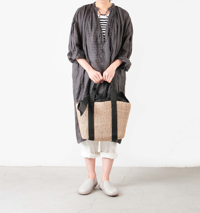 model yama:167cm / 49kg
color : natural / size : one