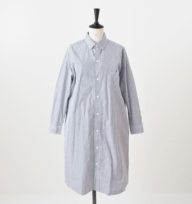 color : navy stripe
カラーは爽やかで清涼感あるブルーストライプと、知的で落ち着いた印象のネイビーストライプの2色展開です。