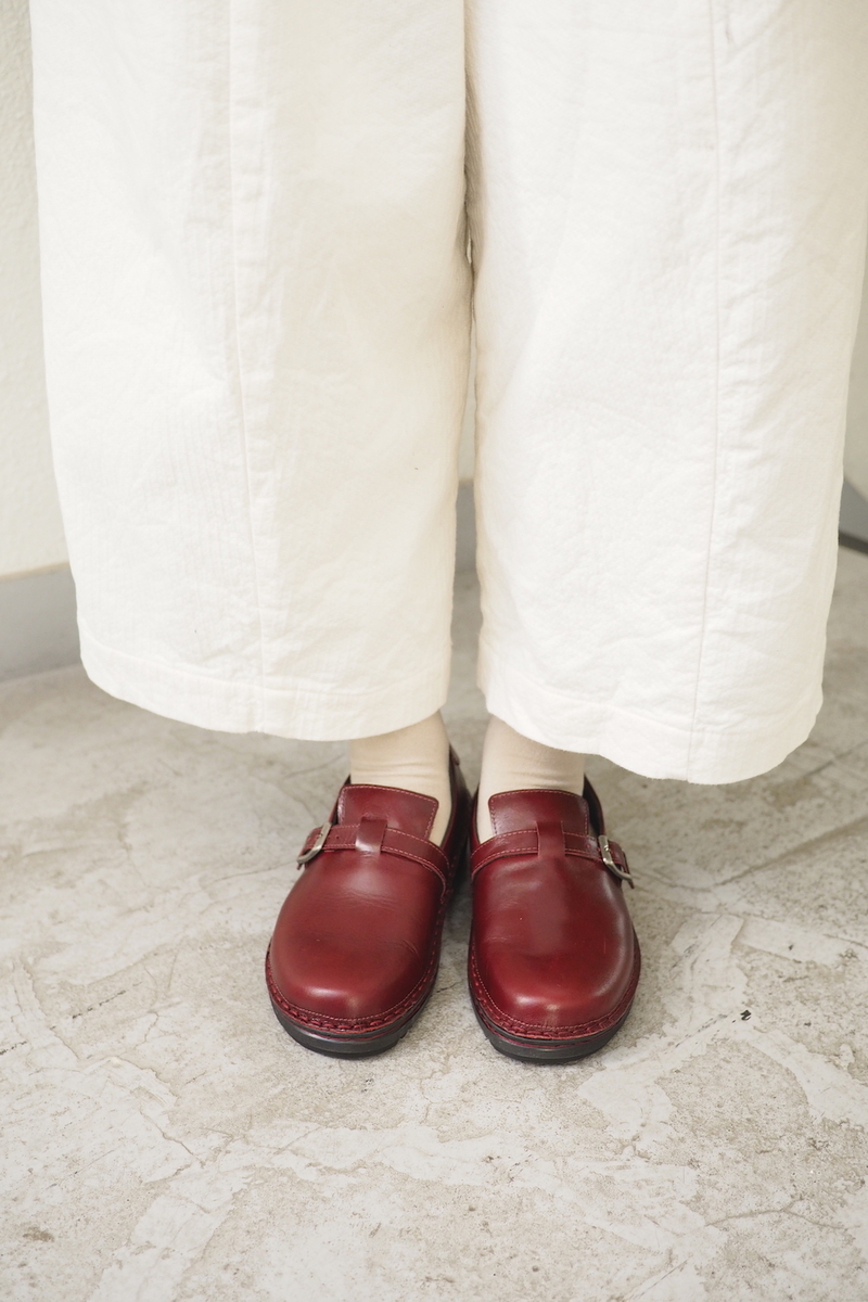 サカト（NAOT TOKYO）のコーデ