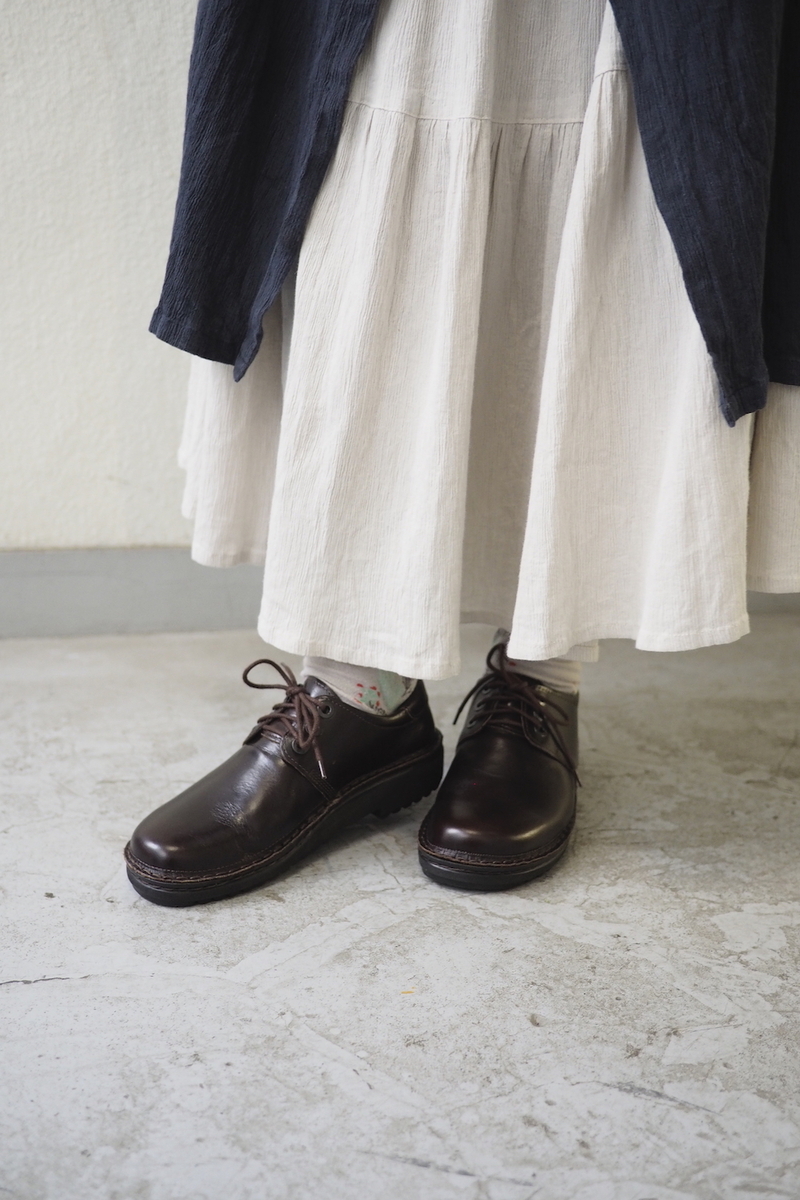 サカト（NAOT TOKYO）のコーデ