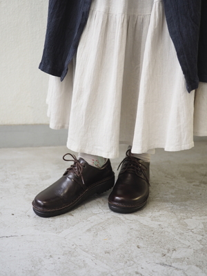 サカト（NAOT TOKYO）のコーデ