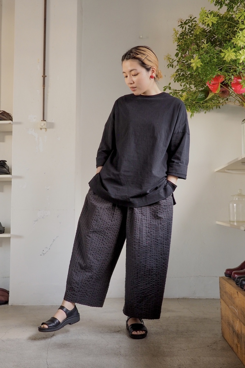 サカト（NAOT TOKYO）のコーデ