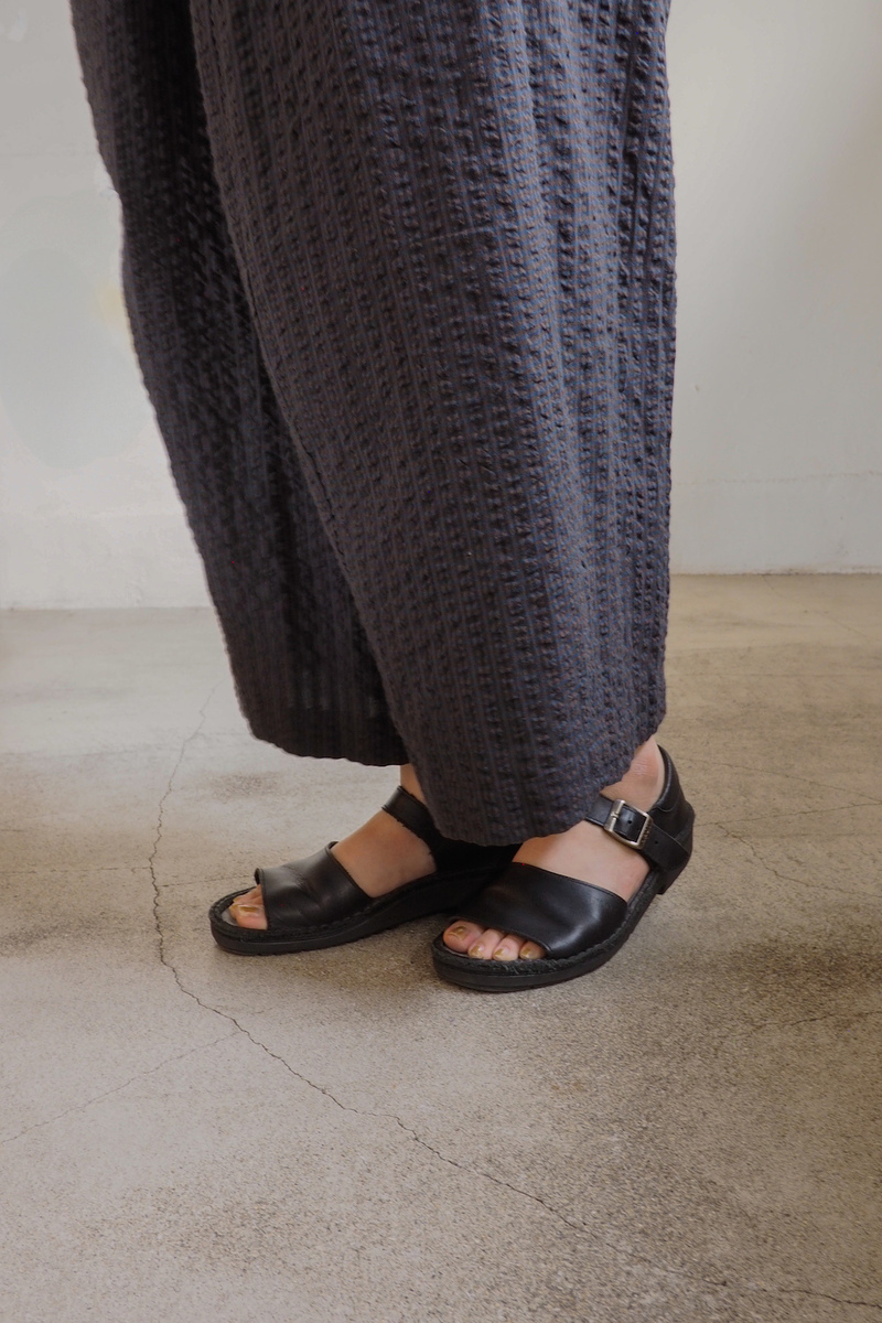 サカト（NAOT TOKYO）のコーデ