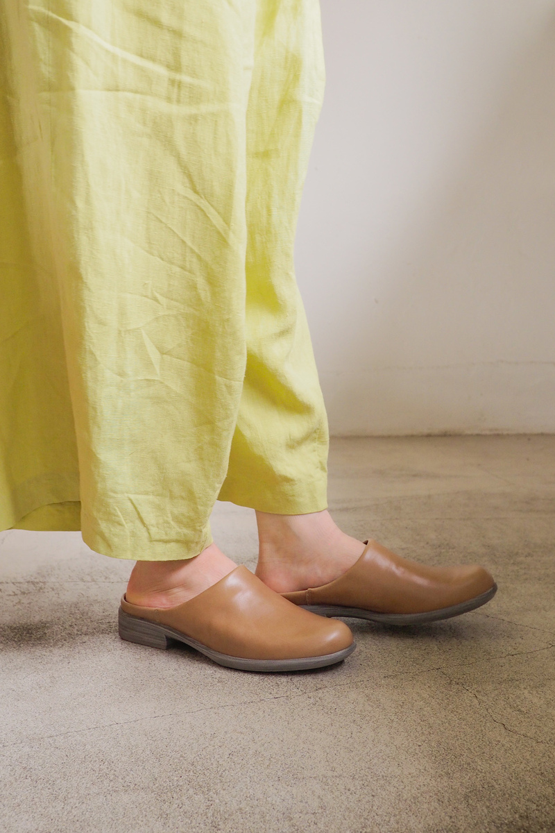 サカト（NAOT TOKYO）のコーデ