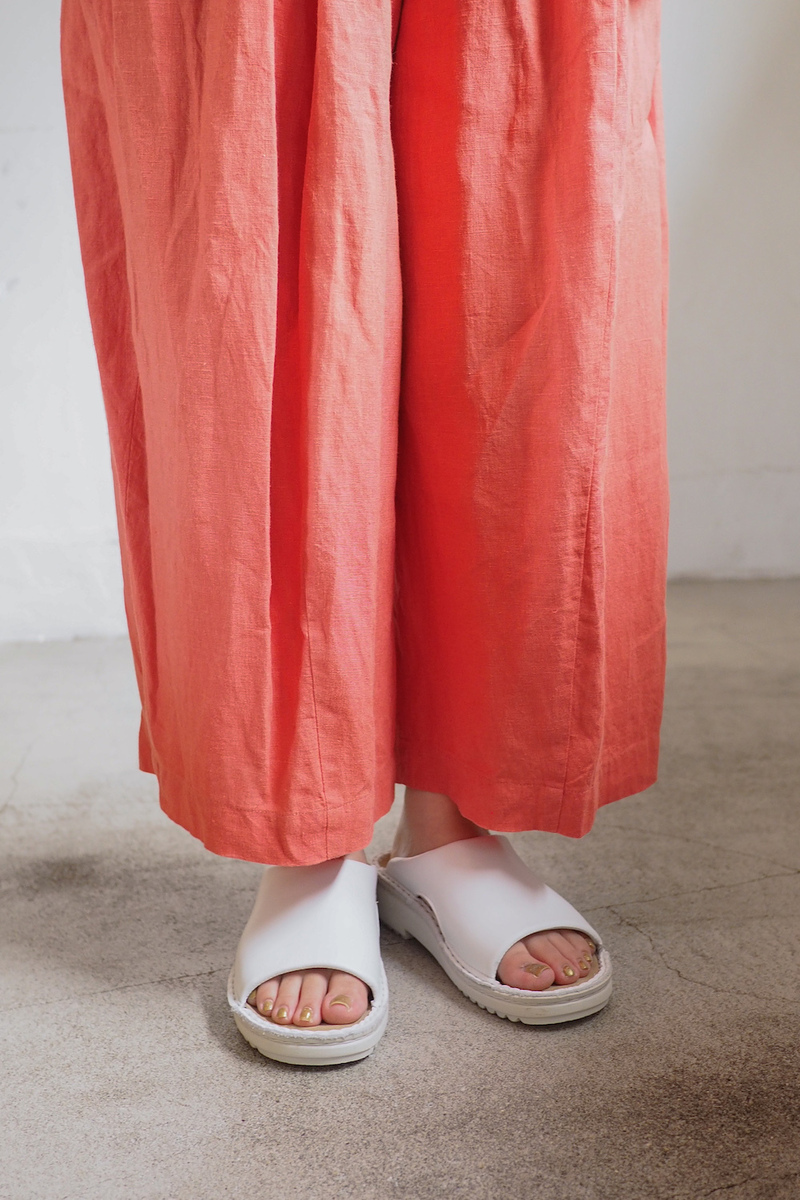 サカト（NAOT TOKYO）のコーデ