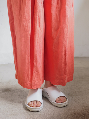 サカト（NAOT TOKYO）のコーデ