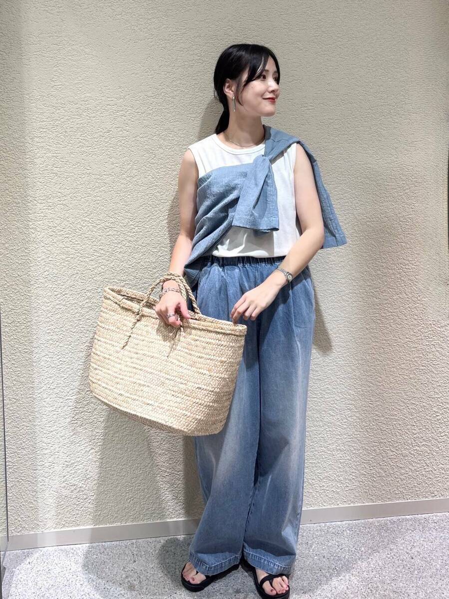 秋山 里織のコーデ