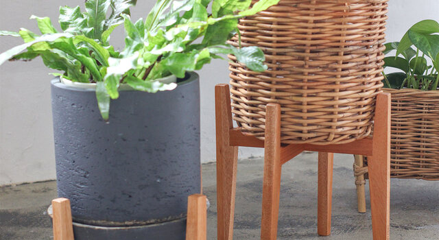 ウォータージャグスタンドにも使える♪ポットスタンド 再入荷です