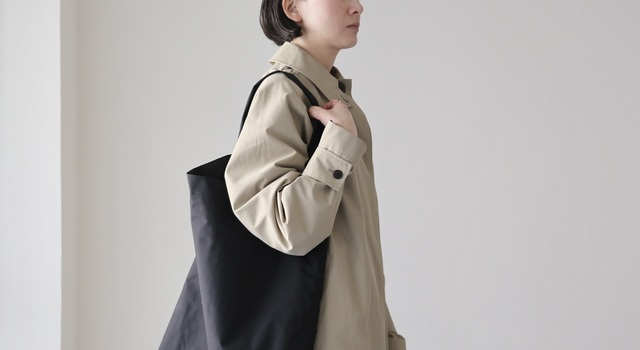 大容量で取り出しやすく、軽さも兼ね備えた「ERA. ナイロン