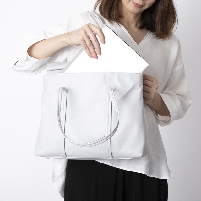 KNOMO クノモ ロンドン Dale レザー バックパック トートバッグ 白 