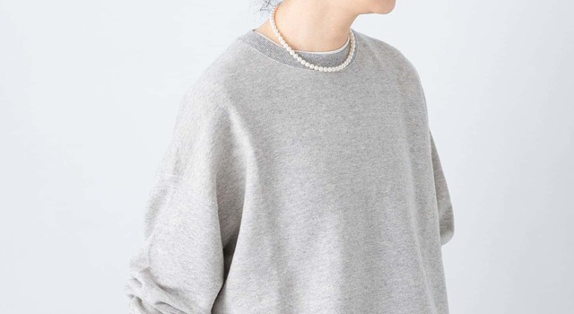 もちもちとした柔らかさが魅力 着回し上手な大人顔スウェット - かぐれ