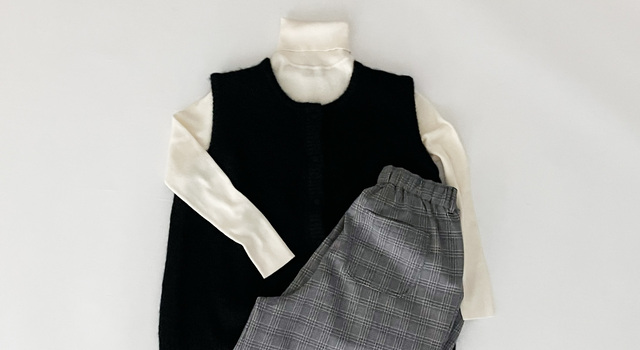 ニットベストを着こなす冬 - tandey suuu(タンデイスー) | キナリノモール