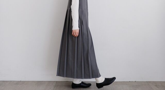 プリーツスカートが上品なワンピースのご紹介！ - tandey suuu