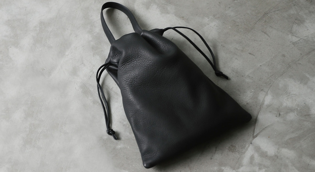 レザーバッグ】Mochi やわらかで上質なdeer leather(鹿革)の巾着型