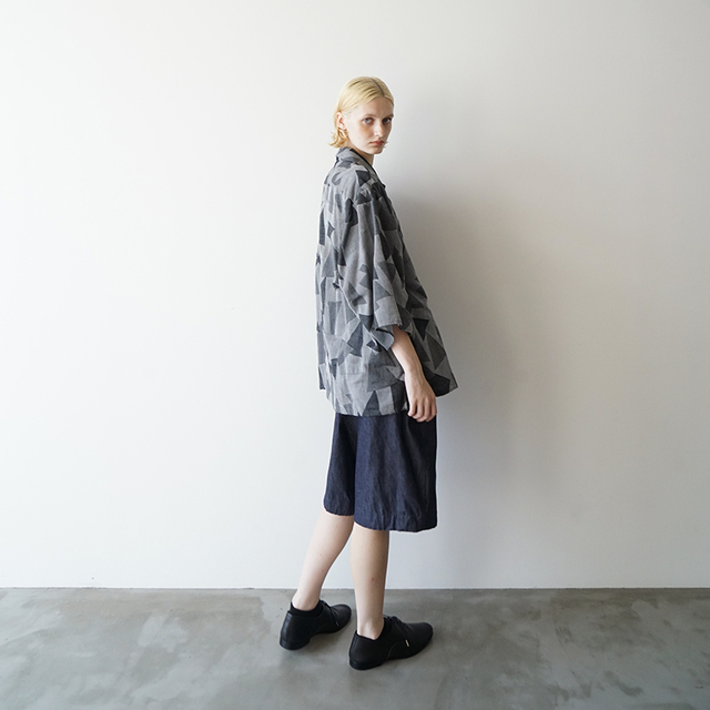 【新品】PALMS&CO 半袖シャツ&ジラフ柄ショートパンツ 新品】PALMS&CO 半袖シャツ&ジラフ柄ショートパンツ