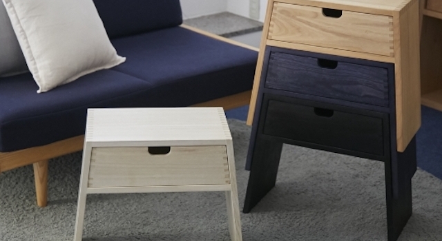 ハンドメイド　木製サイドテーブル　スツール　踏み台　家具 71I1sV+9lSL._AC_UF894,