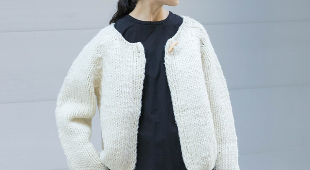 kagure かぐれ 完売品 ウール ノーカラー ジャケット 圧縮 カーディガン kagure かぐれ 完売品 ウール ノーカラー ジャケット 圧縮